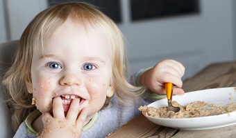 Einfacher Babynahrung vorbereiten mit Vakuumierern